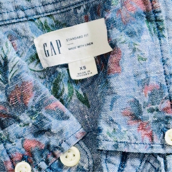 Gap Men's Hawaiian Floral Button Down Shirt XS - Picture 5 of 6